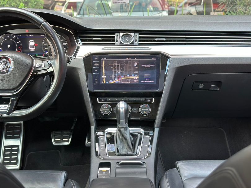 VolksWagen Passat Highline 2.0 TSI 220cv Tip.