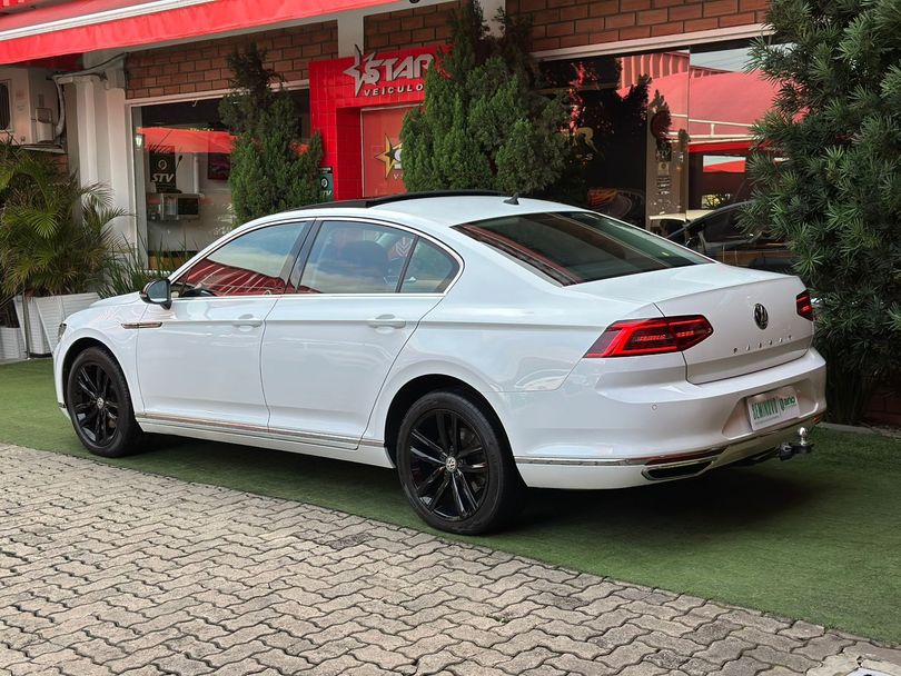 VolksWagen Passat Highline 2.0 TSI 220cv Tip.