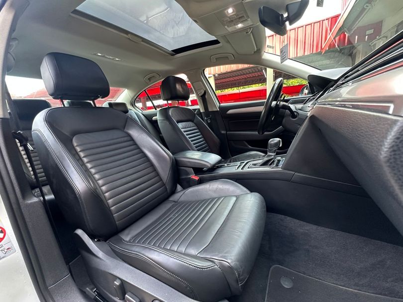 VolksWagen Passat Highline 2.0 TSI 220cv Tip.