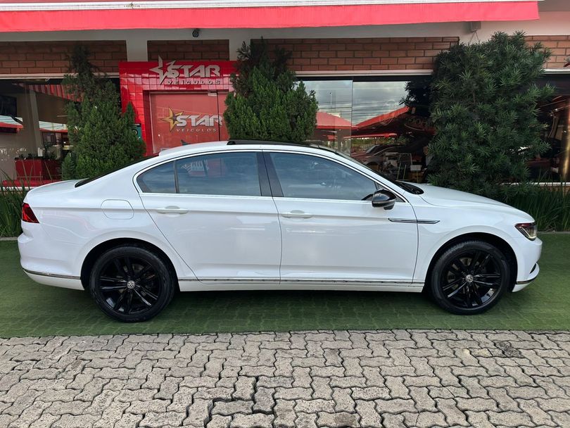 VolksWagen Passat Highline 2.0 TSI 220cv Tip.