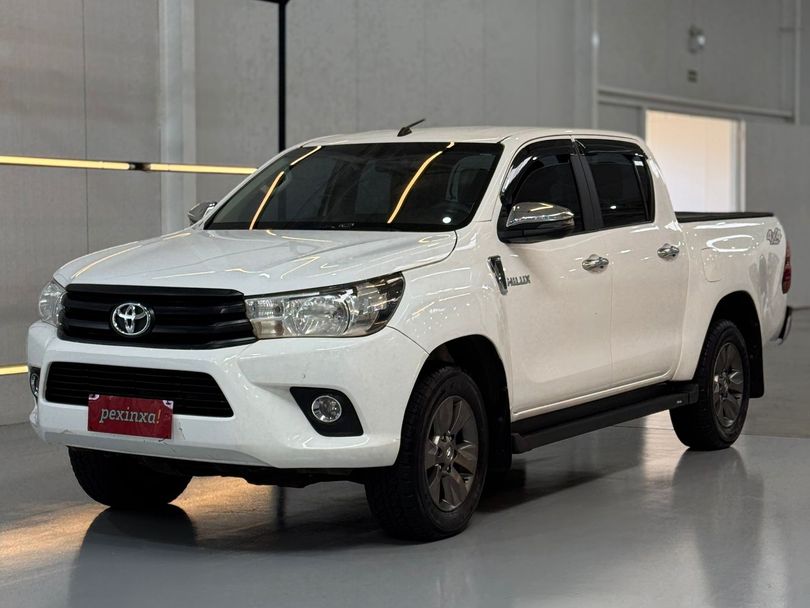 Toyota Hilux CD 4x4 2.8 Diesel Mec.