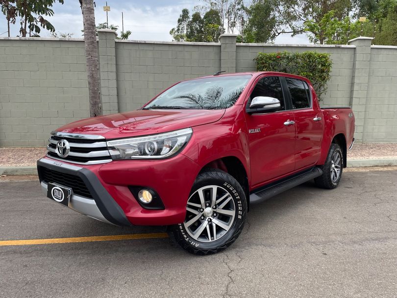 Toyota Hilux CD SRX 4x4 2.8 TDI 16V Diesel Aut.