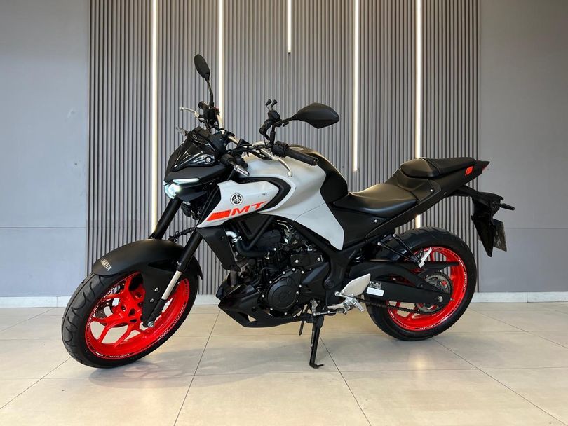 YAMAHA MT-03 321/ABS
