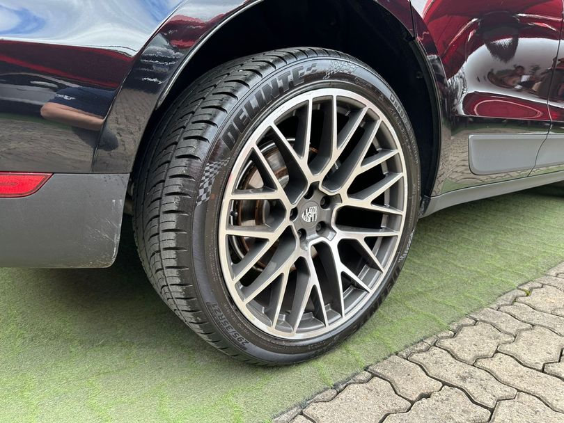 Porsche Macan 2.0 Turbo