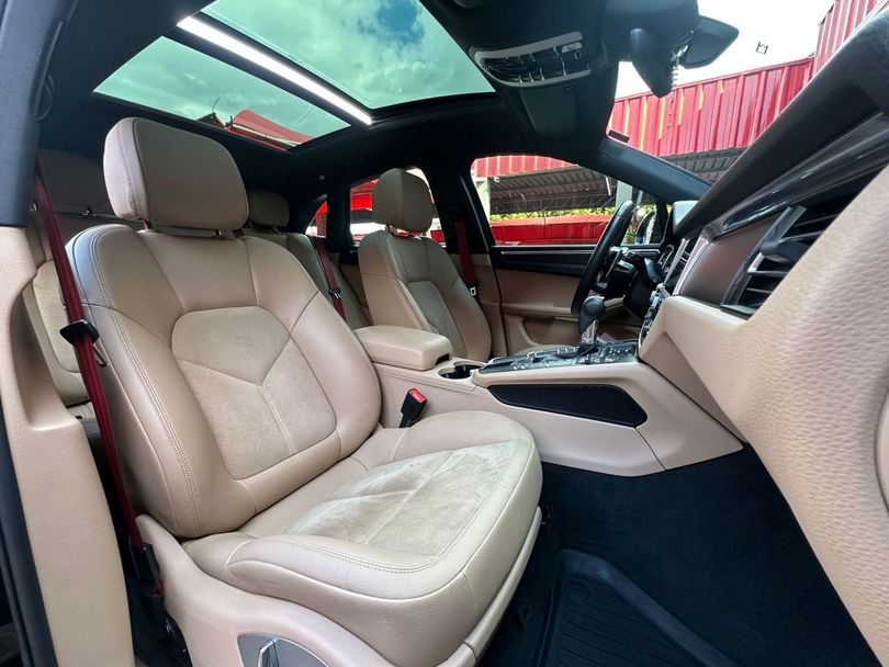 Porsche Macan 2.0 Turbo