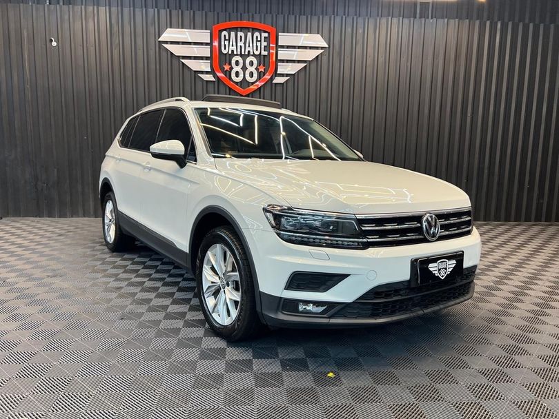 VolksWagen TIGUAN Allspac Comf 250 TSI 1.4 Flex