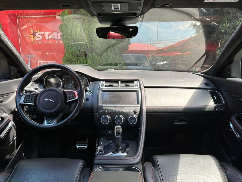 Jaguar E-Pace FIRST EDITION 2.0 AWD 249cv Aut.