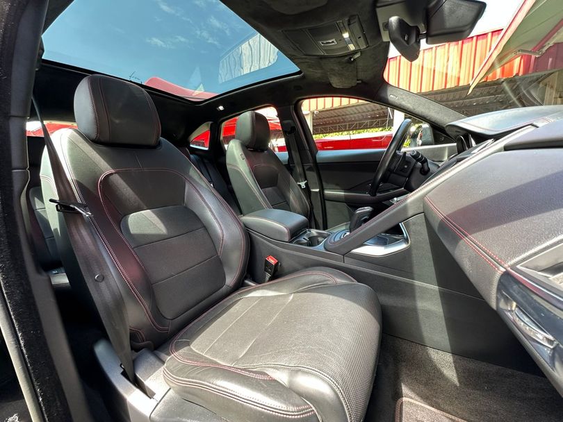 Jaguar E-Pace FIRST EDITION 2.0 AWD 249cv Aut.