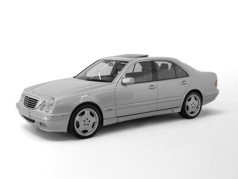 Mercedes E-320 3.2 Elegance