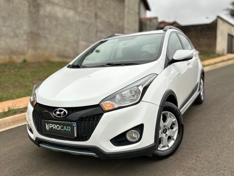 Hyundai HB20X Style 1.6 Flex 16v Mec.