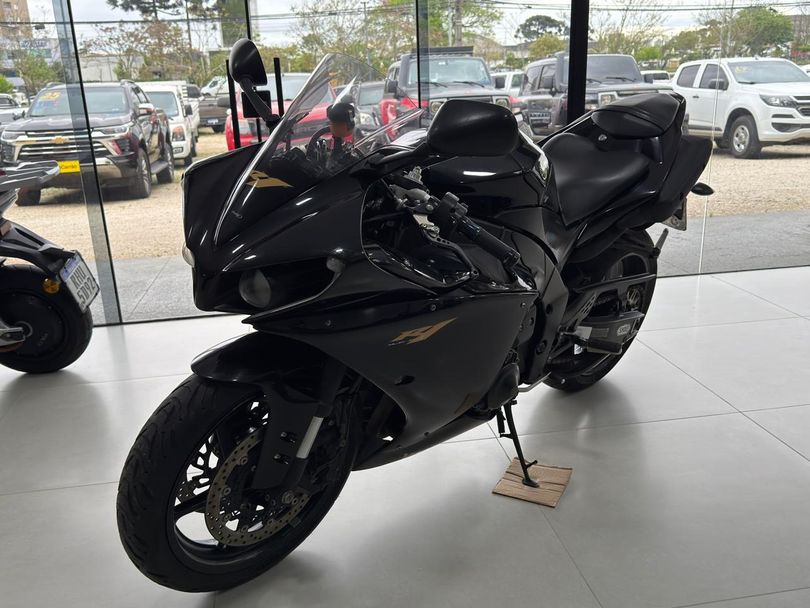 YAMAHA YZF R-1 1000