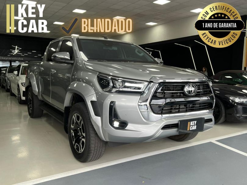 Toyota Hilux CD SRX Plus 4x4 2.8 TDI Die. Aut.