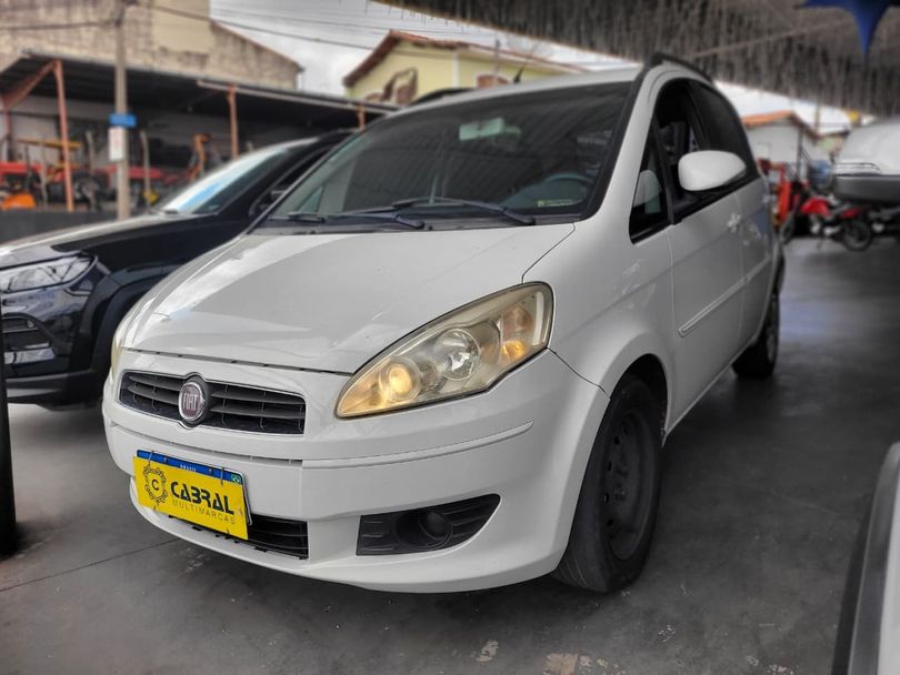 Fiat Idea ESSENCE 1.6 Flex 16V 5p