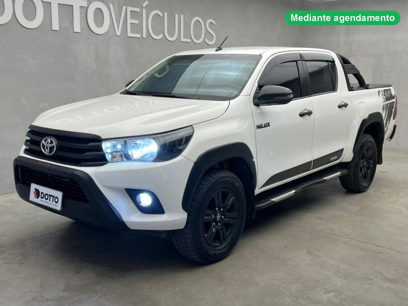 Toyota Hilux CD SR CHALL. 4x4 2.8 TDI Dies Aut.