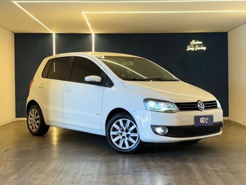 VolksWagen Fox 1.6 Mi Total Flex 8V 5p