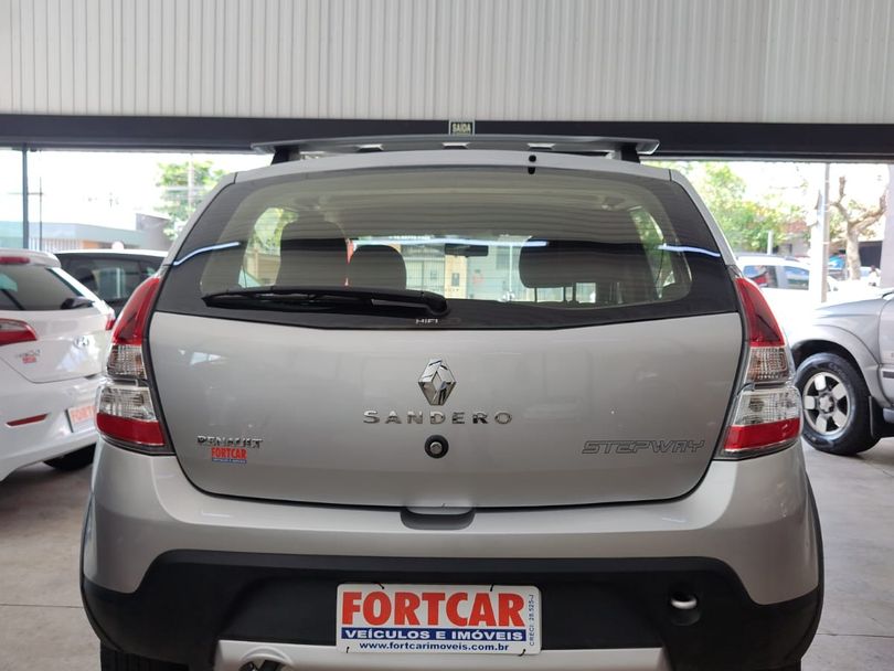 Renault SANDERO STEPWAY Hi-Flex 1.6 16V 5p