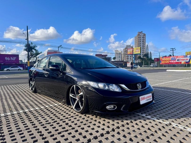 Honda Civic Sedan LXR 2.0 Flexone 16V Aut. 4p