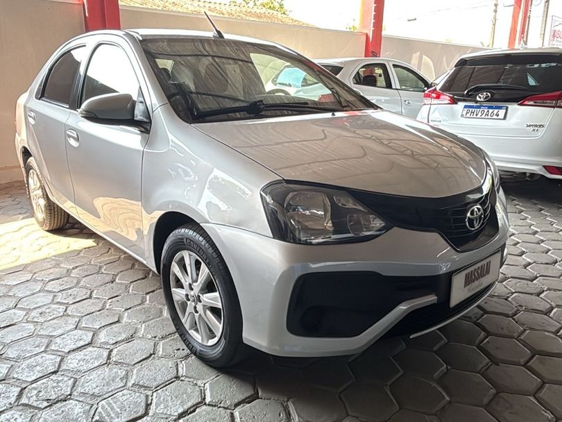 Toyota ETIOS X Plus Sedan 1.5 Flex 16V 4p Mec.