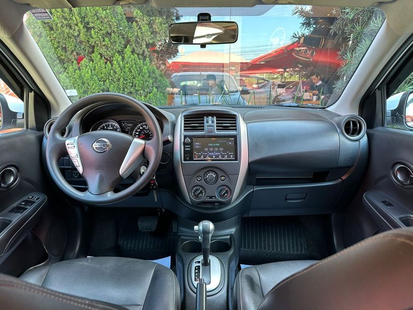 Nissan VERSA V-DRIVE Esp.Ed. 1.6 16v Flex Aut.