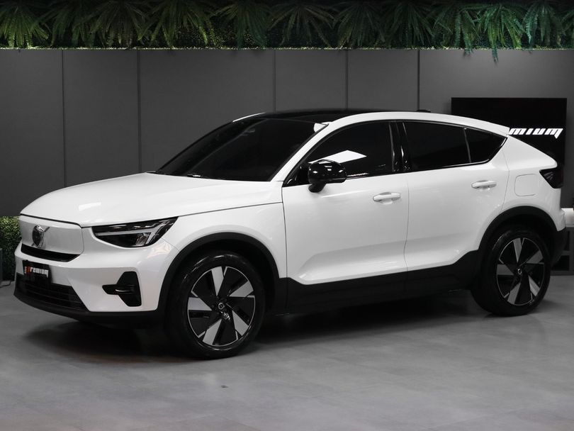 Volvo C40 Recharge Plus (Elétrico)