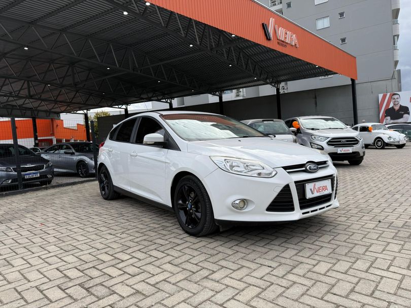 Ford Focus 1.6 S/SE/SE Plus Flex 8V/16V  5p