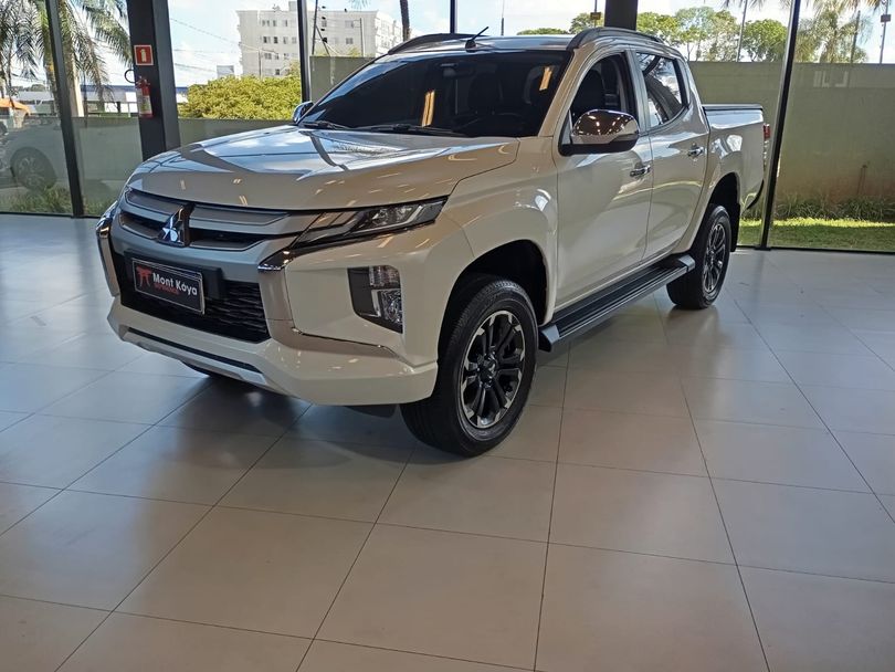 Mitsubishi L200 Triton Sport HPE 2.4 CD Diesel Aut.