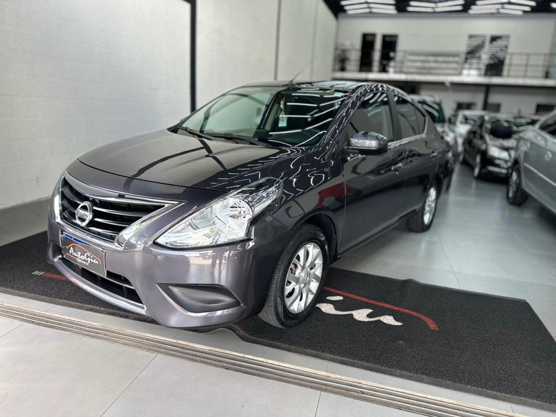 Nissan VERSA SV 1.6 16V FlexStart 4p Aut.