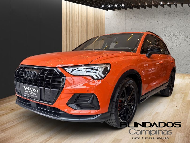 Audi Q3 Black Ed. 1.4 TFSI Flex/Black S-tron.