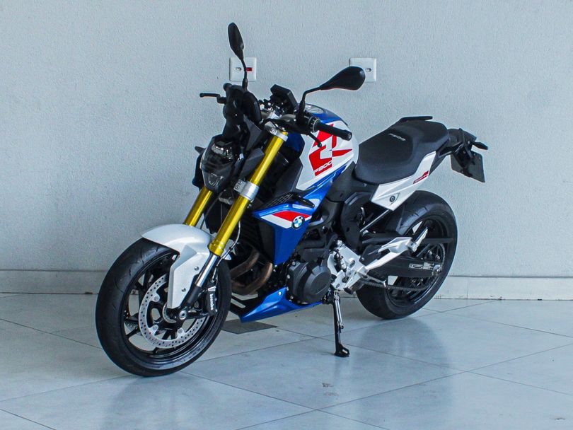 BMW F 900 R Sport 