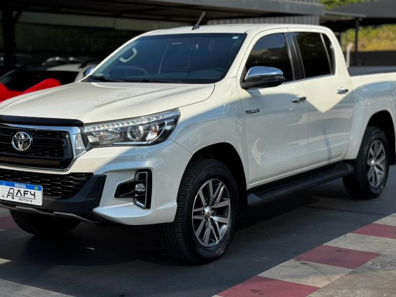 Toyota Hilux CD SRX 4x4 2.8 TDI 16V Diesel Aut.