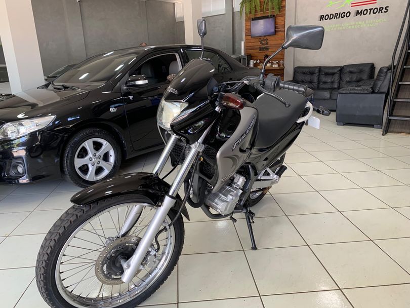 HONDA NX-4 FALCON 400