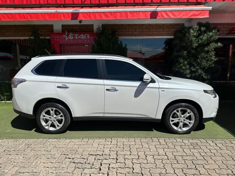 Mitsubishi OUTLANDER 3.0/ GT 3.0 V6 Aut.