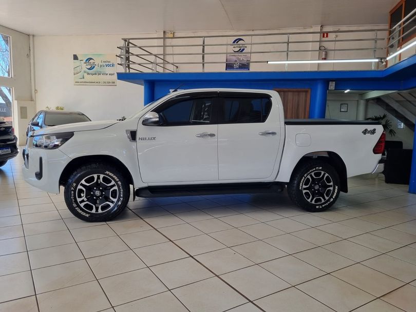 Toyota Hilux CD SRV 4x4 2.8 TDI Diesel Aut.