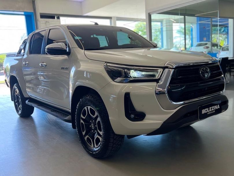 Toyota Hilux CD SRX 4x4 2.8 TDI 16V Diesel Aut.