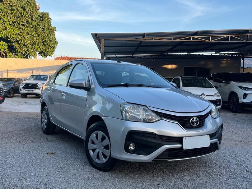 Toyota ETIOS X Sedan 1.5 Flex 16V 4p Aut.