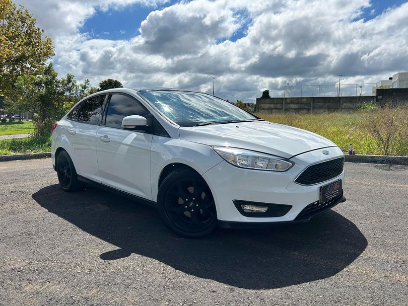 Ford Focus 2.0 16V/SE/SE Plus Flex 5p Aut.