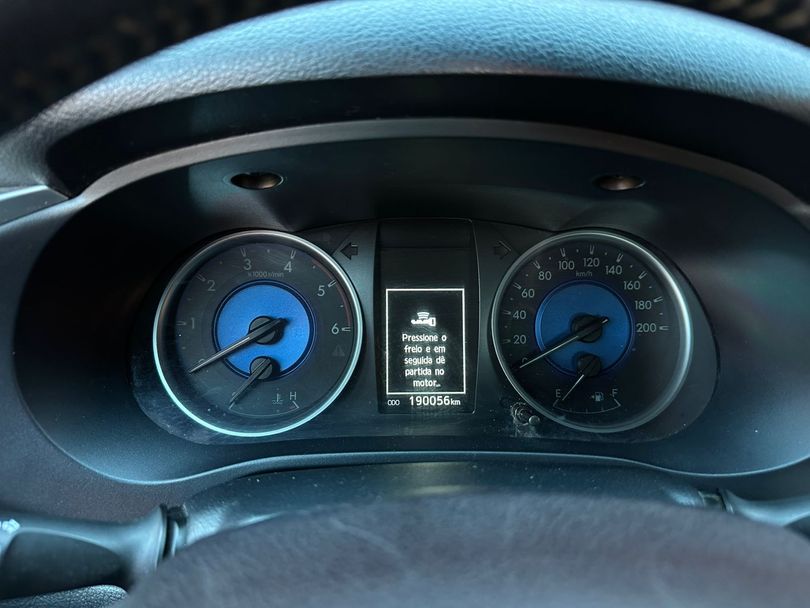 Toyota Hilux CD SRX 4x4 2.8 TDI 16V Diesel Aut.