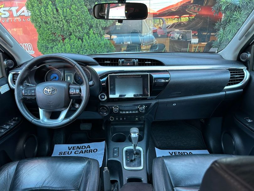 Toyota Hilux CD SRX 4x4 2.8 TDI 16V Diesel Aut.