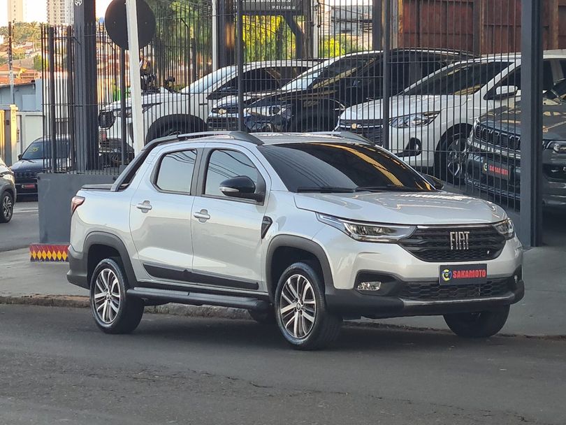 Fiat Strada Volcano 1.3 Flex 8V CD