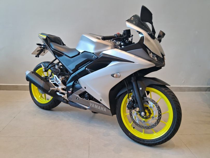 YAMAHA YZF R-15 155 ABS
