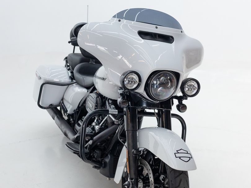 Harley STREET GLIDE SPECIAL FLHXS
