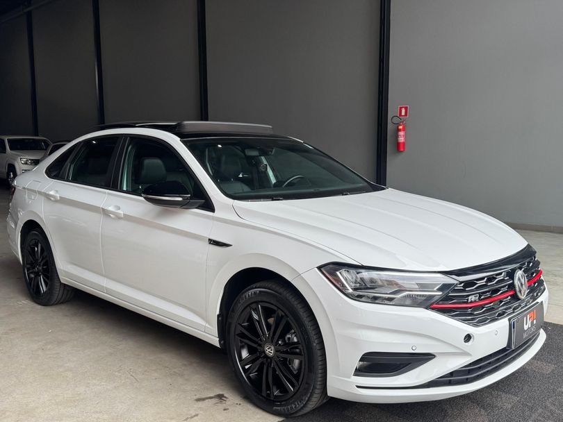 VolksWagen JETTA R-Line 250 TSI 1.4 Flex 16V Aut.