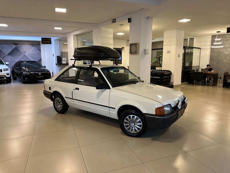 Ford Escort L/LX 1.6