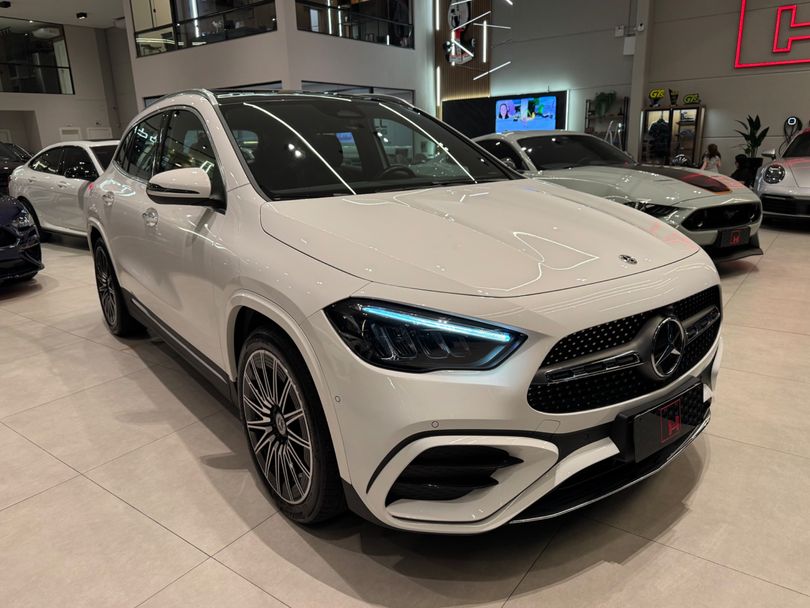 Mercedes GLA 200 AMG Line 1.3 16V TB Aut.(Híb.)