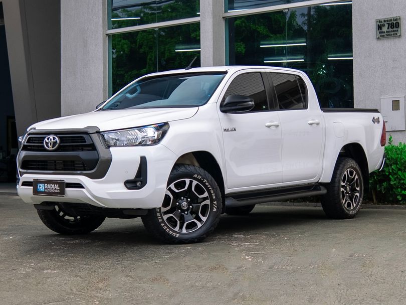 Toyota Hilux CD SR 4x4 2.8 TDI Diesel Aut.