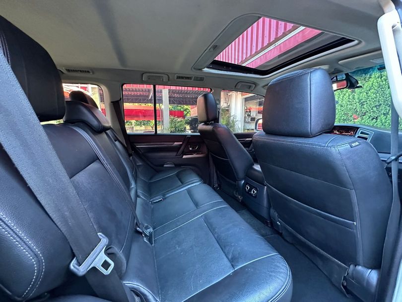 Mitsubishi Pajero HPE Full 3.2 4x4 T.I.Dies. 5p Aut