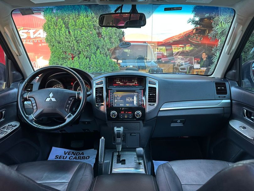 Mitsubishi Pajero HPE Full 3.2 4x4 T.I.Dies. 5p Aut