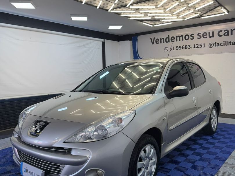 Peugeot 207 Sedan Passion XR 1.4 Flex 8V 4p