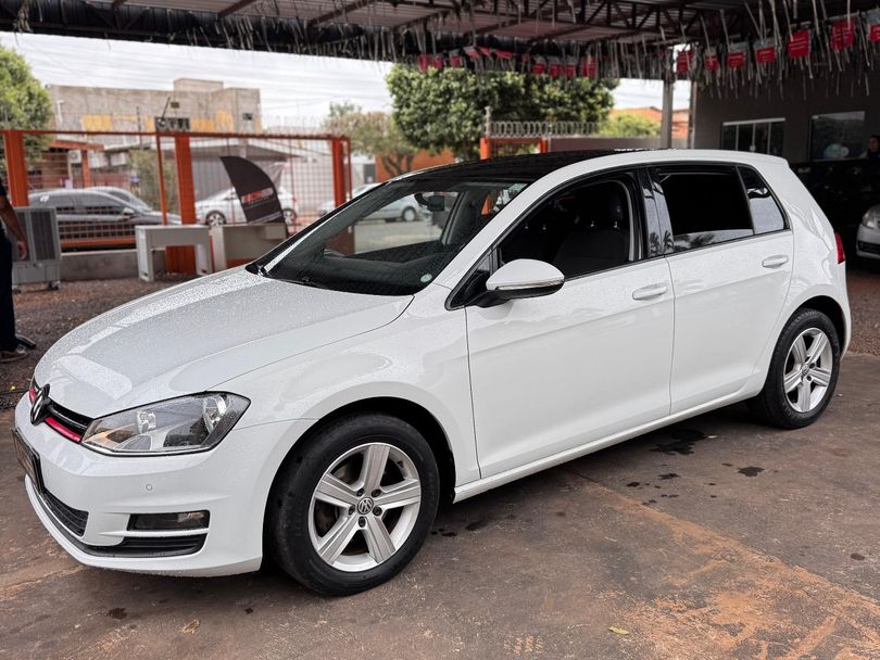 VolksWagen Golf Comfortline 1.0 TSI Total Flex Mec.