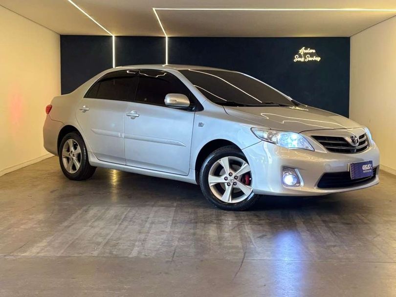 Toyota Corolla XEi 2.0 Flex 16V Aut.